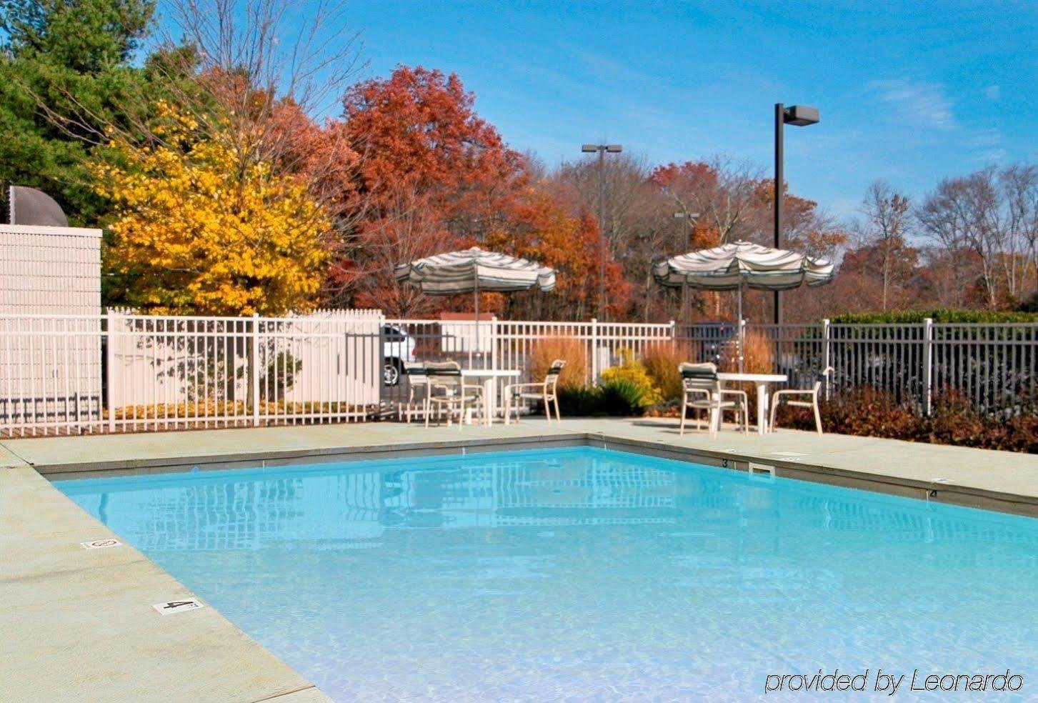 Red Roof Inn Plus Boston - Mansfield - Foxboro Zewnętrze zdjęcie